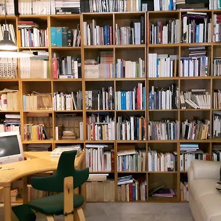 Casa Dell\u2019editore \u2013 Books & Breakfast * Rimini